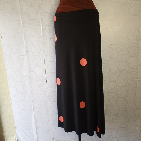 Lularoe long black skirt with orange polkadot pattern - Picture 4 of 13